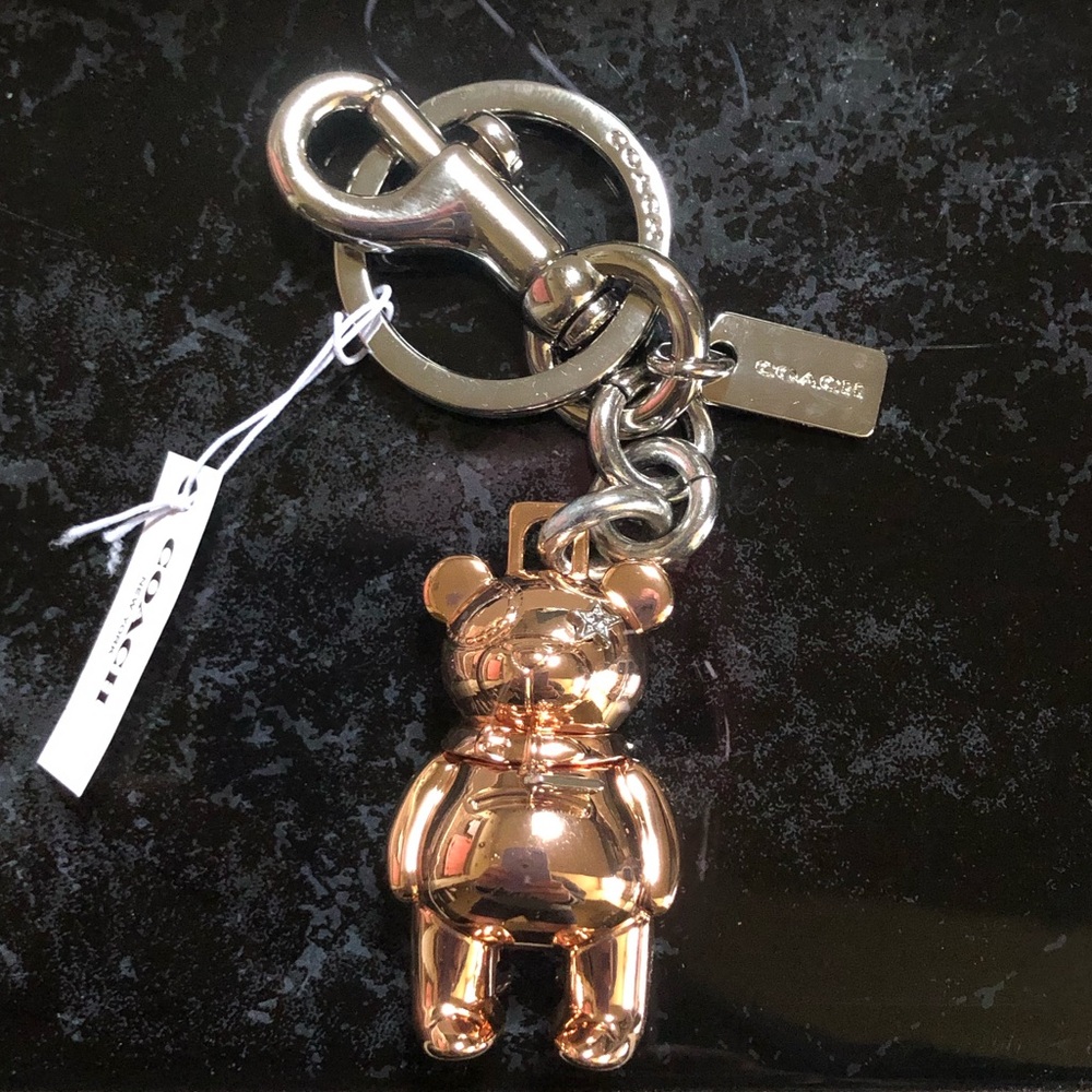 🆕 Coach 3D Teddy Bear Key Fob Bag Charm Rose Gold - Picture 3 of 9